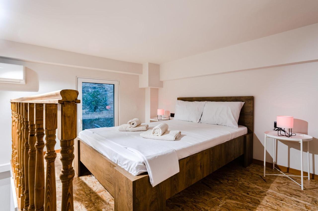 Uncover Kalamata'S Hidden Gem - Cosy City Nest Εξωτερικό φωτογραφία