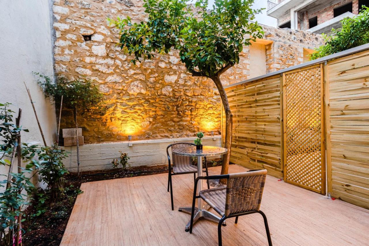 Uncover Kalamata'S Hidden Gem - Cosy City Nest Εξωτερικό φωτογραφία