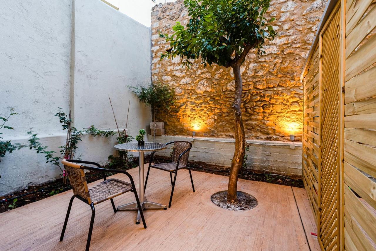 Uncover Kalamata'S Hidden Gem - Cosy City Nest Εξωτερικό φωτογραφία
